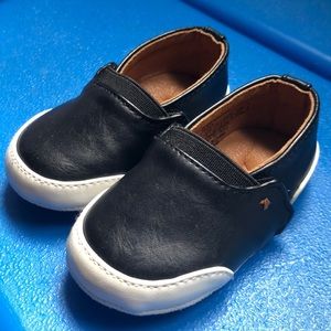 Frye baby shoes